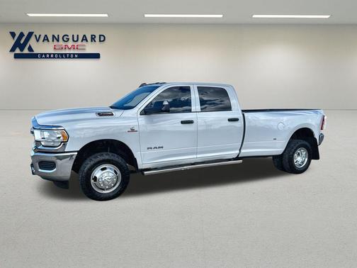 2022 RAM 3500 Tradesman Crew Cab 4x4 8' Box