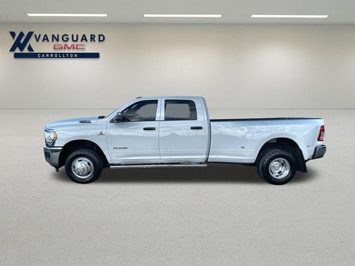 2022 RAM 3500 Tradesman Crew Cab 4x4 8' Box