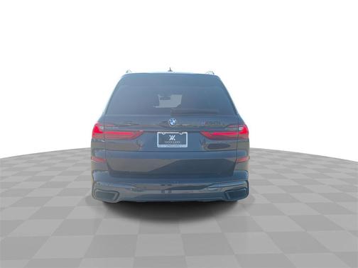 2021 BMW X7 M50i