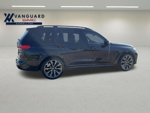 2021 BMW X7 M50i