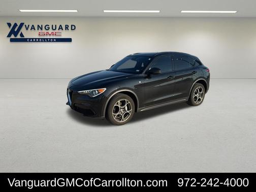 Vulcano Black Metallic 2022 Alfa Romeo Stelvio Ti