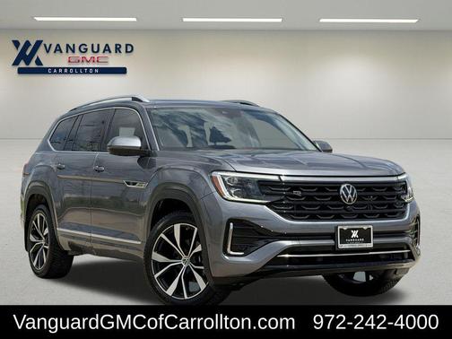 Platinum Gray Metallic 2024 Volkswagen Atlas 2.0T SEL Premium R-Line 4MOTION