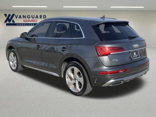 2022 Audi Q5 45 S line Premium Plus