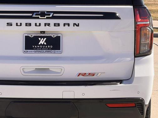 2024 Chevrolet Suburban RST