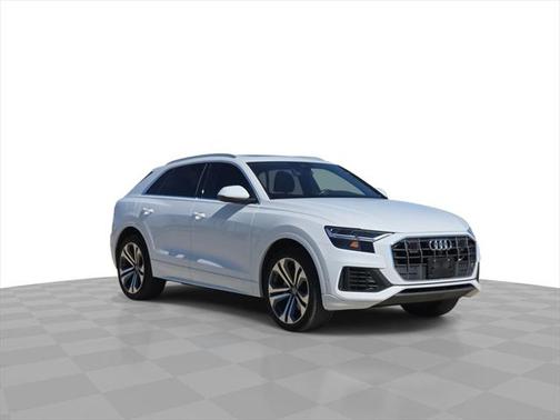 2020 Audi Q8 55 Premium Plus