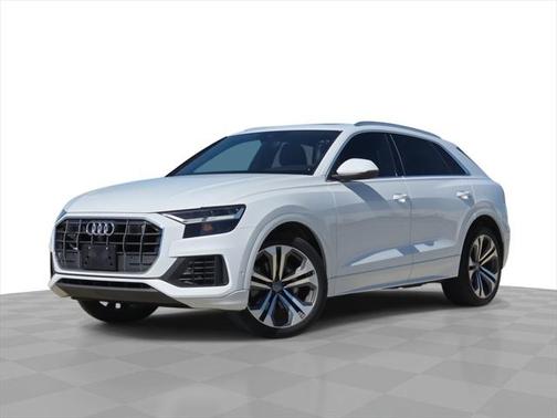 2020 Audi Q8 55 Premium Plus