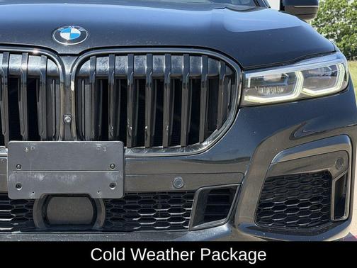 Black Sapphire Metallic 2020 BMW 750 i xDrive