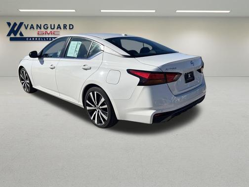 2021 Nissan Altima SR FWD