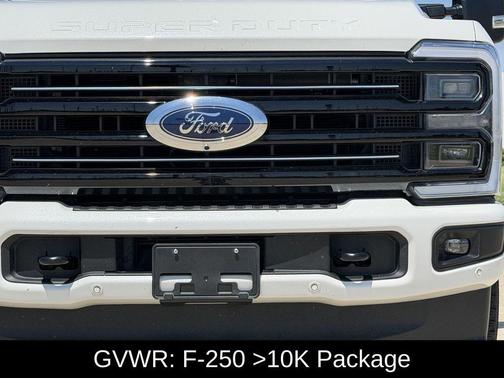 Star White Metallic Tri-Coat 2026 Ford F-250 Platinum