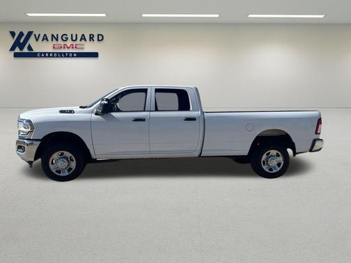 2023 RAM 2500 Tradesman Crew Cab 4x4 8' Box