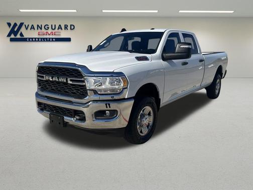 2023 RAM 2500 Tradesman Crew Cab 4x4 8' Box