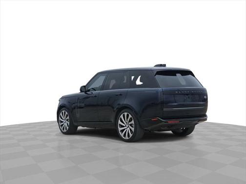 2023 Land Rover Range Rover P530 SE