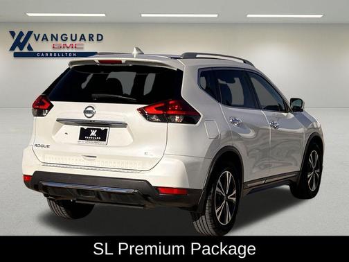 2017 Nissan Rogue SL