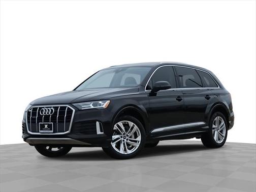2022 Audi Q7 45 Premium