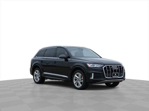 2022 Audi Q7 45 Premium
