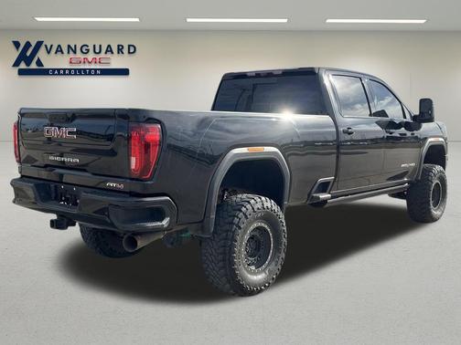 2022 GMC Sierra 2500 AT4