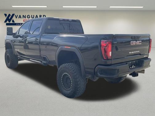 2022 GMC Sierra 2500 AT4