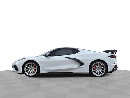 Arctic White 2021 Chevrolet Corvette Stingray w/2LT