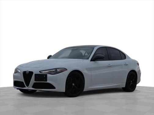 2020 Alfa Romeo Giulia Base