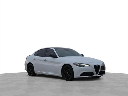 2020 Alfa Romeo Giulia Base