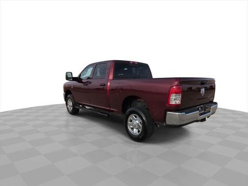 2024 RAM 2500 Tradesman Crew Cab 4x4 6'4' Box