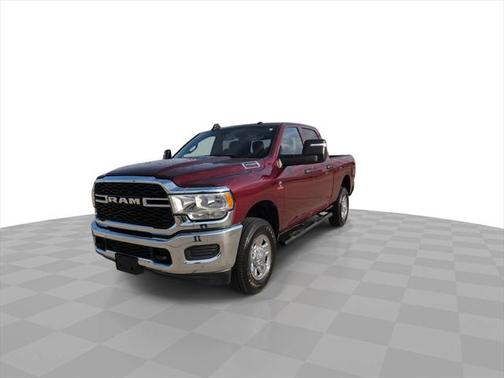 2024 RAM 2500 Tradesman Crew Cab 4x4 6'4' Box