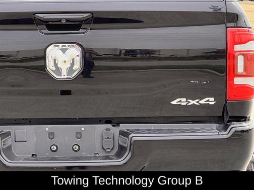 2021 RAM 2500 Laramie Crew Cab 4x4 6'4' Box