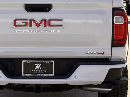 2026 GMC Canyon AT4