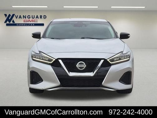 Brilliant Silver Metallic 2022 Nissan Maxima SV Xtronic CVT