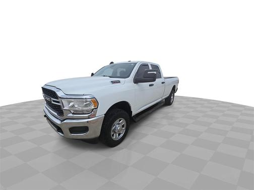 2023 RAM 2500 Tradesman Crew Cab 4x4 8' Box