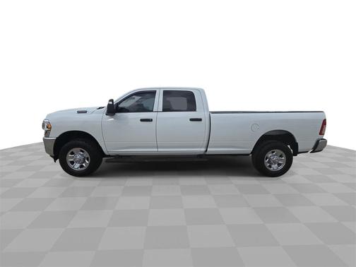 2023 RAM 2500 Tradesman Crew Cab 4x4 8' Box