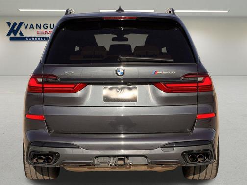 2022 BMW X7 M50i