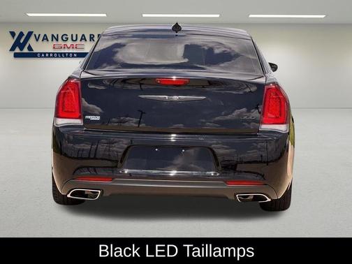 Gloss Black 2022 Chrysler 300 Touring