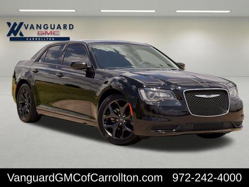Gloss Black 2022 Chrysler 300 Touring