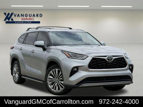 Celestial Silver Metallic 2023 Toyota Highlander Platinum