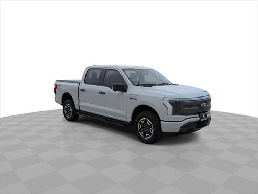 2023 Ford F-150 Lightning XLT