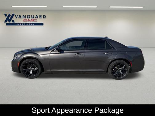 2021 Chrysler 300 Touring