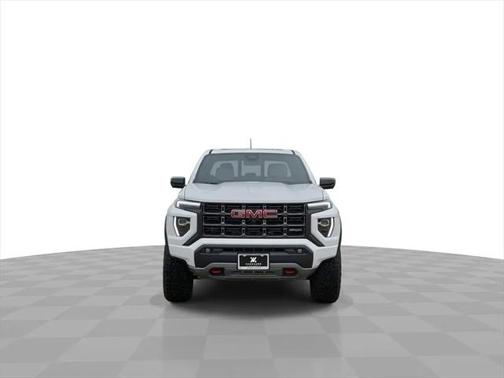 2025 GMC Canyon Base
