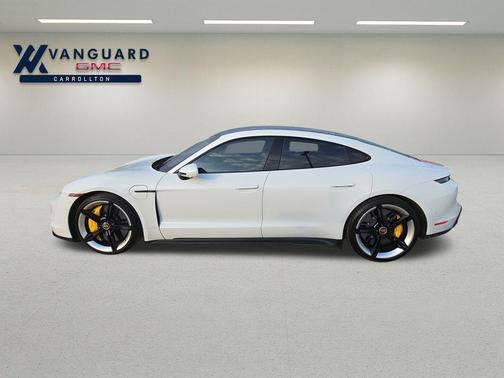 2020 Porsche Taycan Turbo