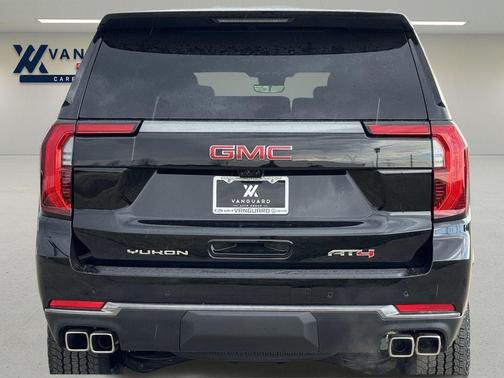 2026 GMC Yukon 4WD AT4