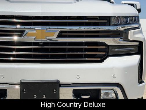 Iridescent Pearl Tricoat 2022 Chevrolet Silverado 1500 Limited High Country