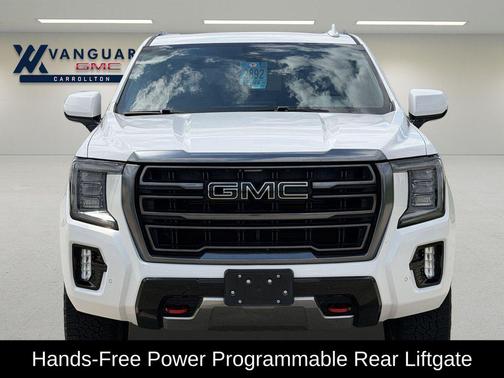 Summit White 2022 GMC Yukon XL 4WD AT4