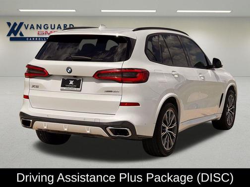 Mineral White Metallic 2019 BMW X5 xDrive40i