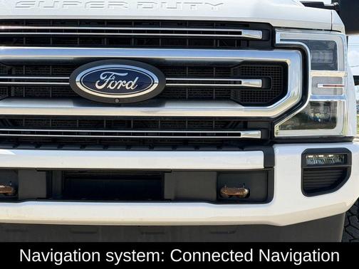 Star White Metallic Tri-Coat 2022 Ford F-250 Platinum