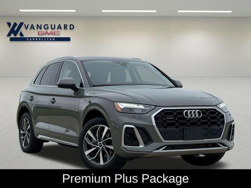 Daytona Gray Pearl Effect 2024 Audi Q5 45 S line Premium Plus