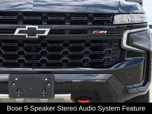 Dark Ash Metallic 2023 Chevrolet Suburban 4WD Z71