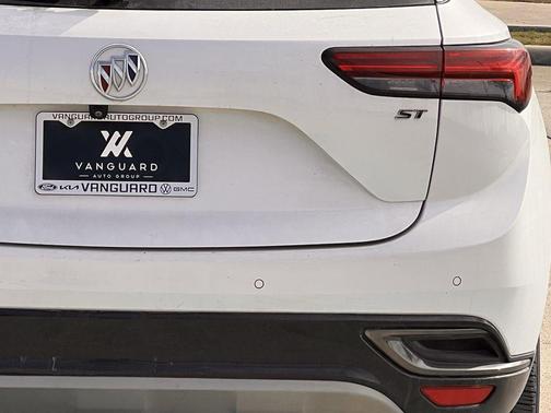 2023 Buick Envision Essence FWD