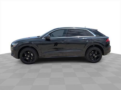 2023 Audi Q8 55 Premium