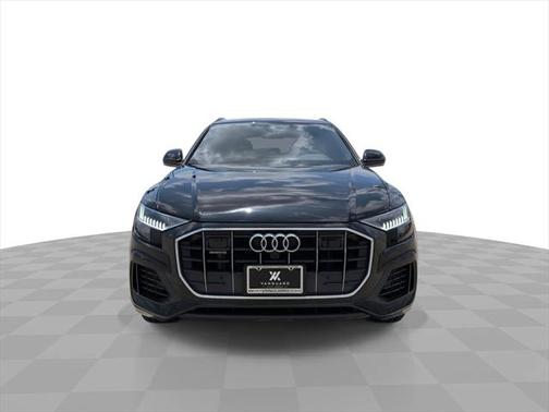2023 Audi Q8 55 Premium