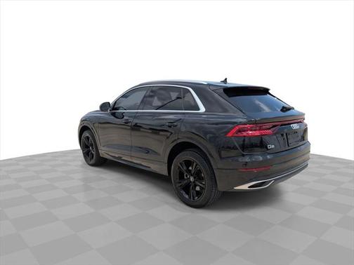 2023 Audi Q8 55 Premium